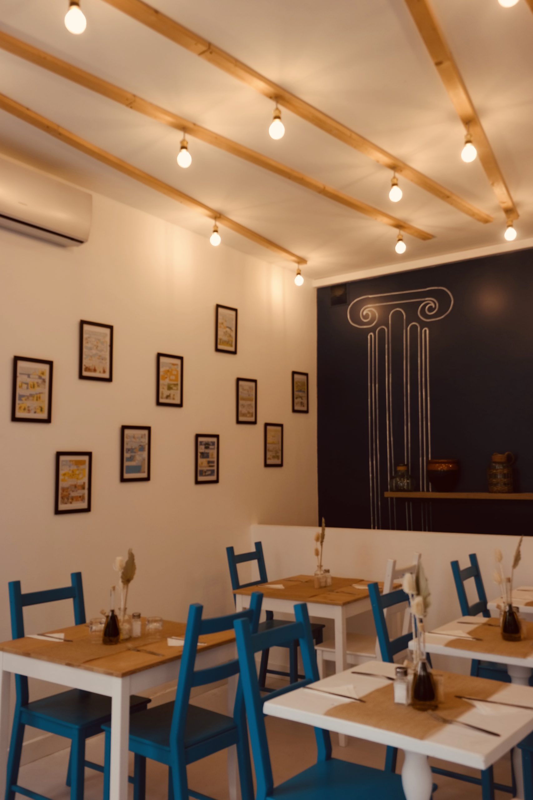Restaurant grec, aménagement intérieur professionnel, décoration, réalisation, Pauline Rudolf, Architecte d'intérieur, région de Lyon