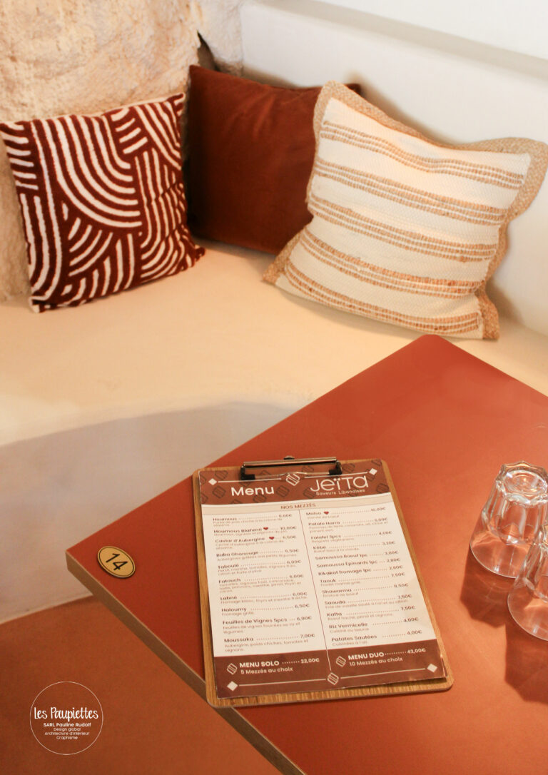 Sarl-Pauline Rudolf les Paupiettes architecture interieur graphisme design decoration lyon rhone alpes restaurant libanais tassin la demie lune Jeita