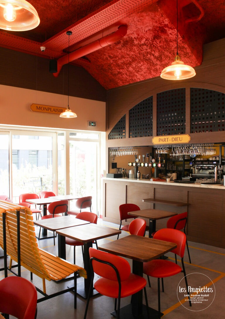 SARL Pauline Rudolf Les Paupiettes architecture intérieur graphisme Le Tramway bar restaurant brasserie bar à bières lyon Part Dieu logo enseigne fresque décoration lyon Caluire et Cuire